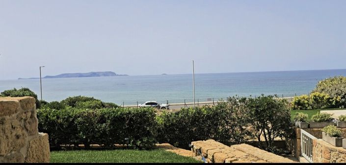 Image No.1-3 Bed Maisonette for sale