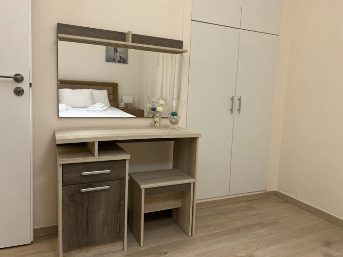 Image No.9-2 Bed Flat for sale