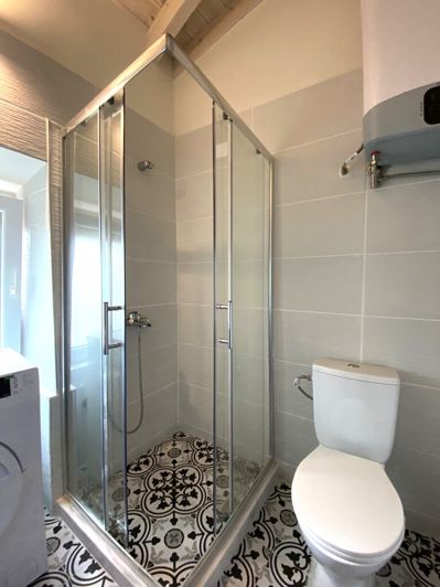 Image No.22-2 Bed Maisonette for sale