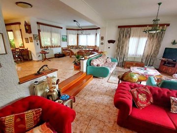 Photo 6 - Villa 327 m² in Central Macedonia