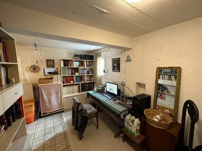 Image No.5-Propriété de 4 chambres à vendre à Antirrio