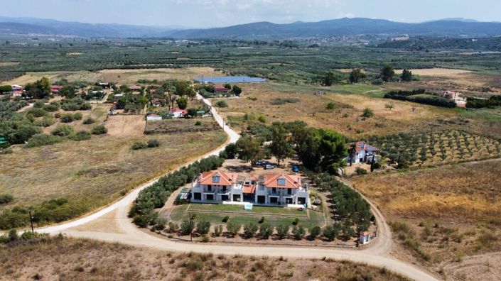 Image No.1-Propriété à vendre à Grèce
