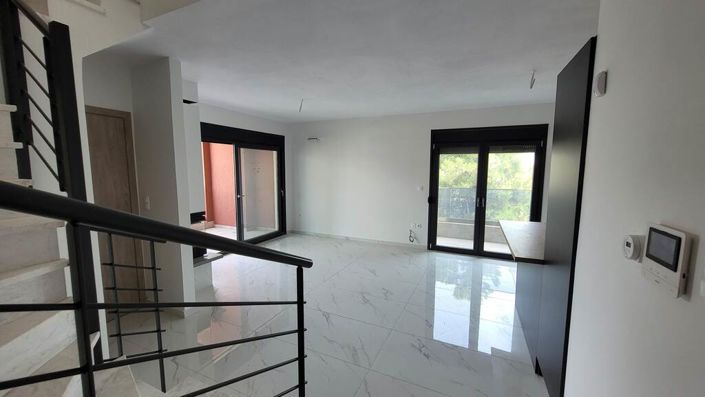 Image No.2-2 Bed Maisonette for sale