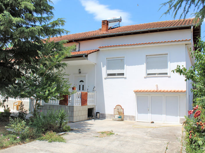 Image No.2-Propriété de 5 chambres à vendre à Katerini