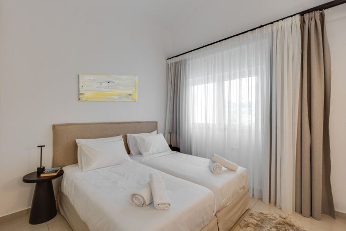 Image No.16-2 Bed Flat for sale