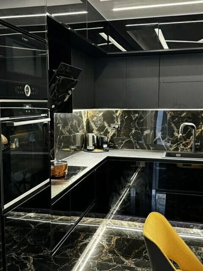 Image No.10-2 Bed Property for sale