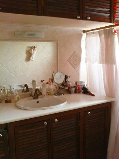 Image No.19-4 Bed Property for sale