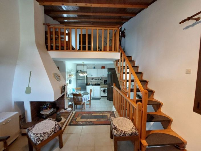 Image No.11-3 Bed Maisonette for sale