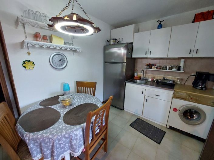 Image No.13-3 Bed Maisonette for sale