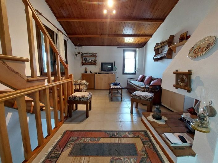 Image No.14-3 Bed Maisonette for sale