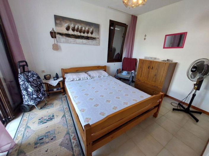 Image No.17-3 Bed Maisonette for sale