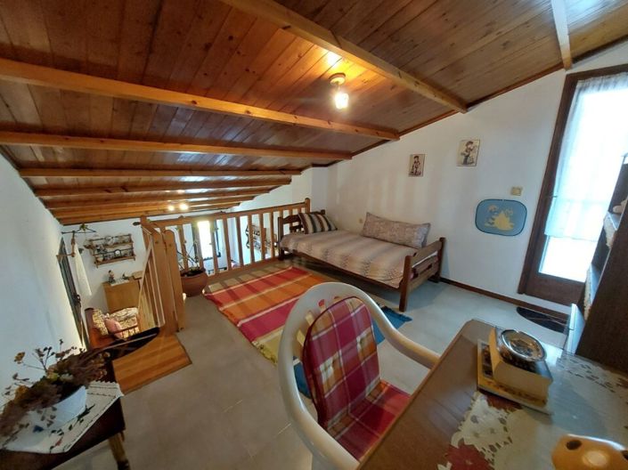 Image No.22-3 Bed Maisonette for sale