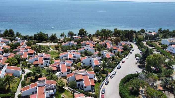 Image No.26-3 Bed Maisonette for sale