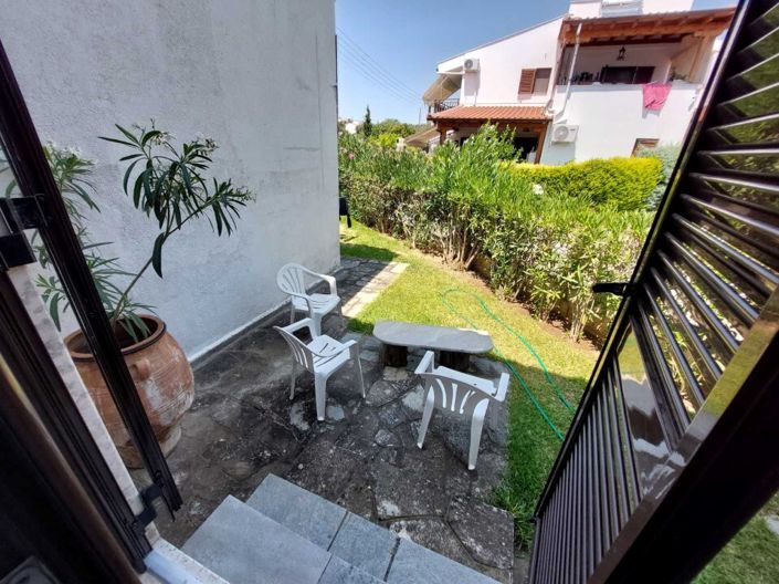 Image No.8-3 Bed Maisonette for sale