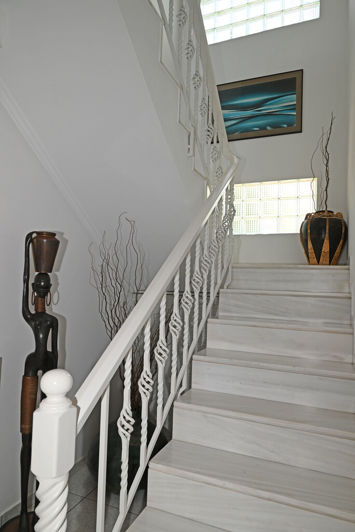 Image No.19-5 Bed Villa for sale