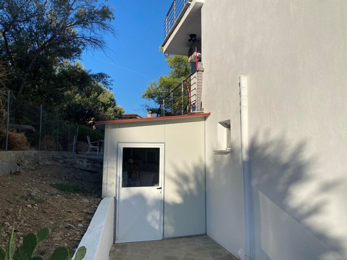 Image No.27-5 Bed Property for sale