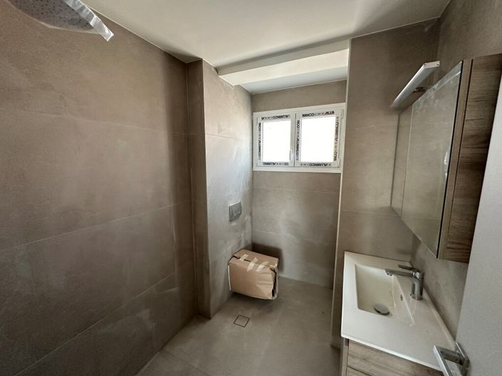 Image No.10-1 Bed Duplex for sale