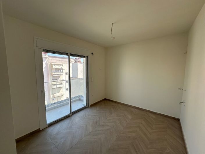 Image No.8-1 Bed Duplex for sale