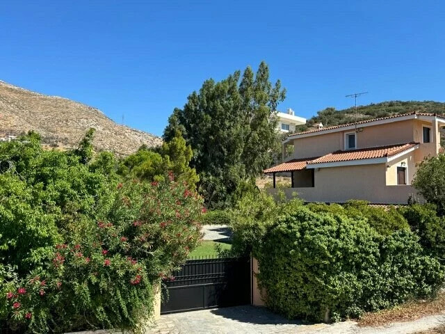 Image No.11-5 Bed Villa for sale