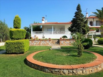Photo 11 - Cottage 219 m² in Central Macedonia