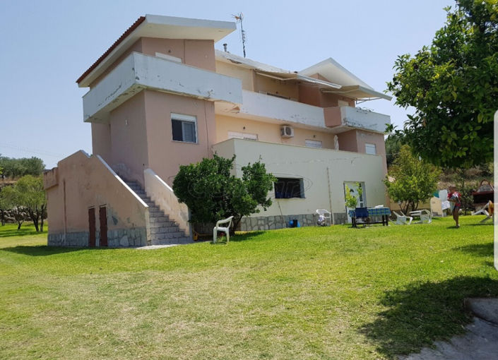 Image No.1-7 Bed Villa for sale