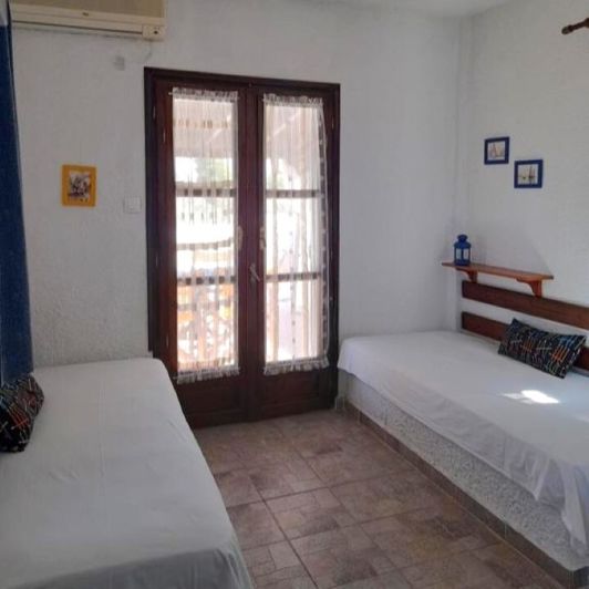 Image No.25-6 Bed Hotel for sale