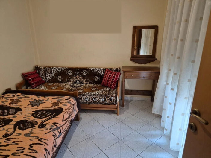 Image No.6-3 Bed Maisonette for sale