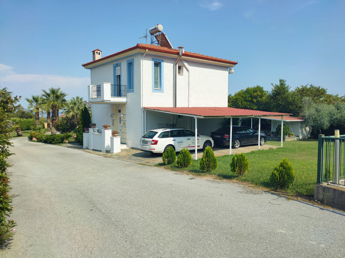 Image No.3-3 Bed Property for sale