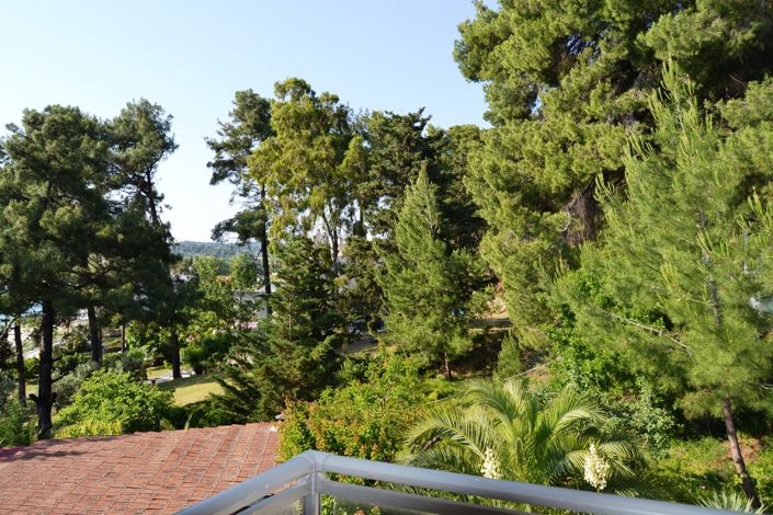 Image No.21-3 Bed Maisonette for sale