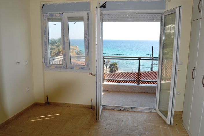 Image No.6-3 Bed Maisonette for sale