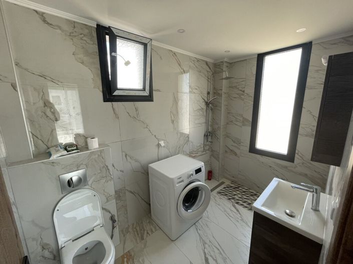 Image No.21-3 Bed Villa for sale