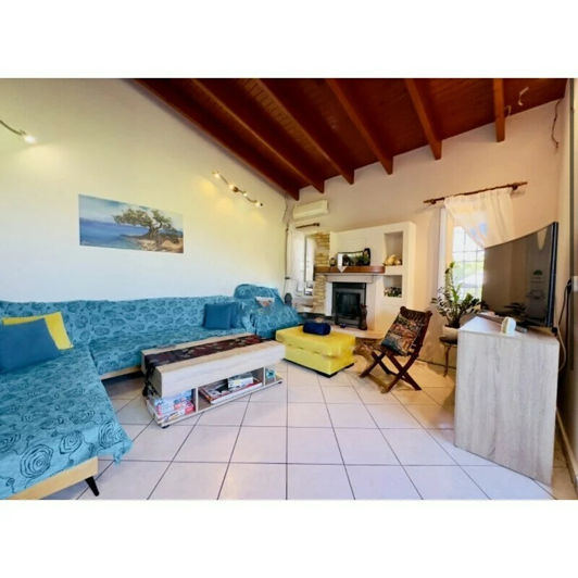 Image No.6-4 Bed Property for sale