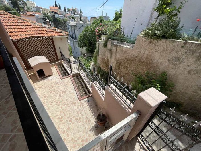 Image No.16-3 Bed Maisonette for sale