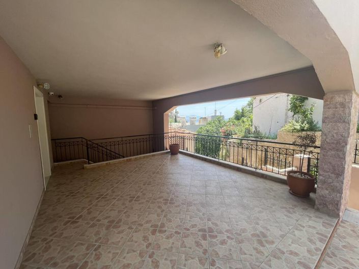 Image No.17-3 Bed Maisonette for sale