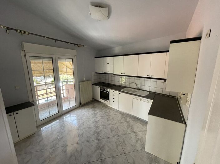 Image No.4-3 Bed Maisonette for sale