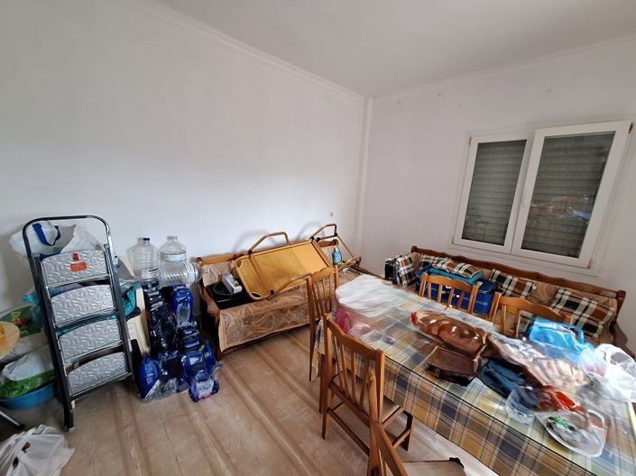 Image No.10-3 Bed Property for sale