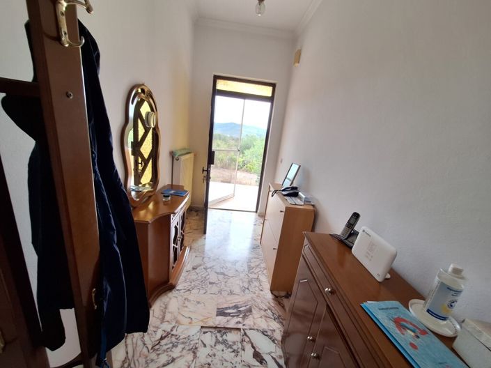 Image No.14-3 Bed Property for sale