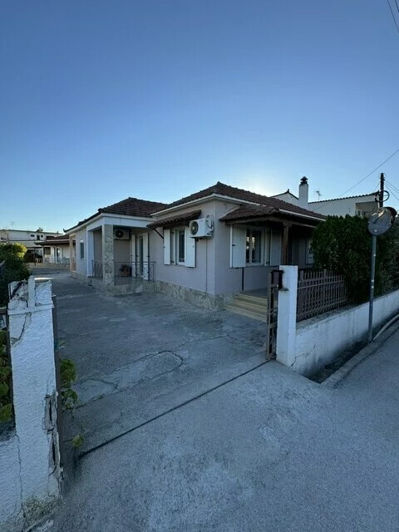 Image No.16-Propriété de 4 chambres à vendre à Leheo