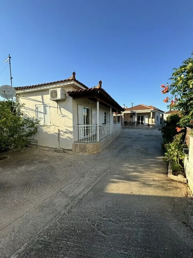 Image No.18-Propriété de 4 chambres à vendre à Leheo