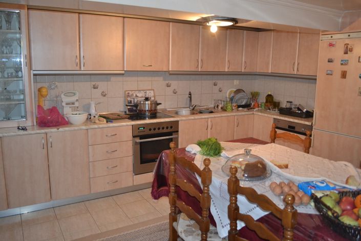 Image No.7-2 Bed Property for sale