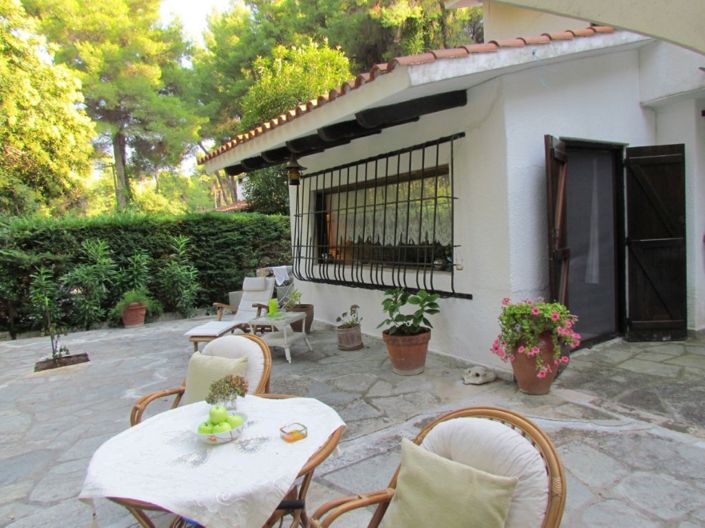 Image No.22-2 Bed Property for sale