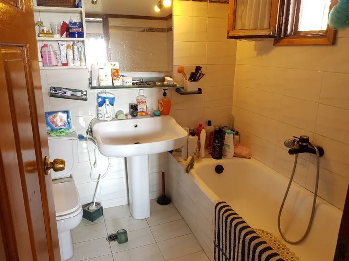 Image No.11-5 Bed Property for sale