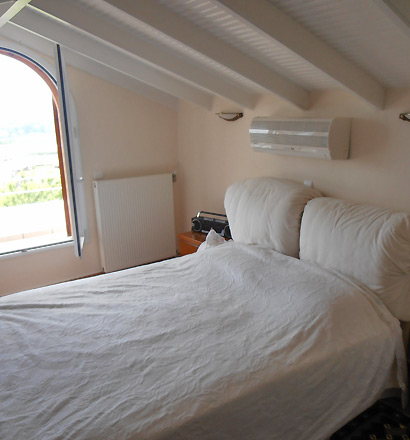 Image No.12-4 Bed Maisonette for sale