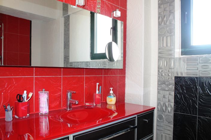 Image No.14-6 Bed Property for sale