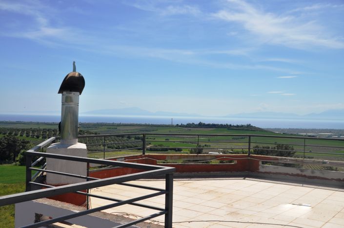 Image No.22-6 Bed Property for sale