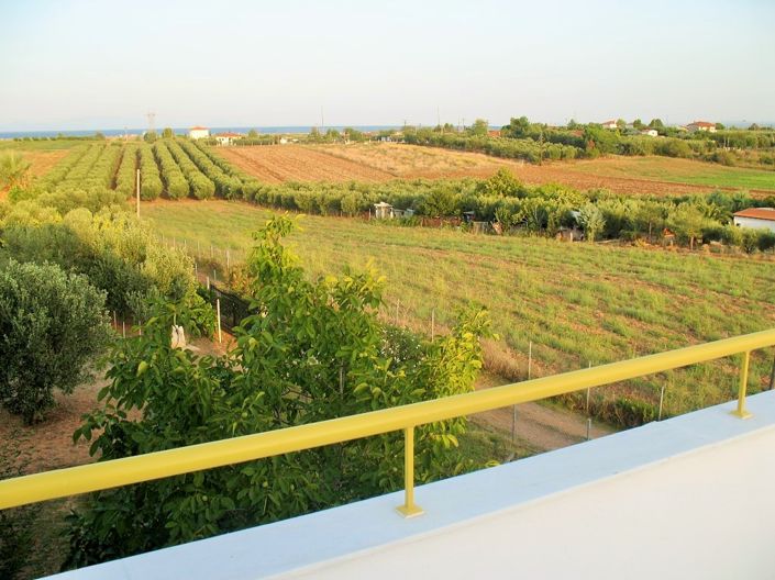 Image No.24-4 Bed Maisonette for sale