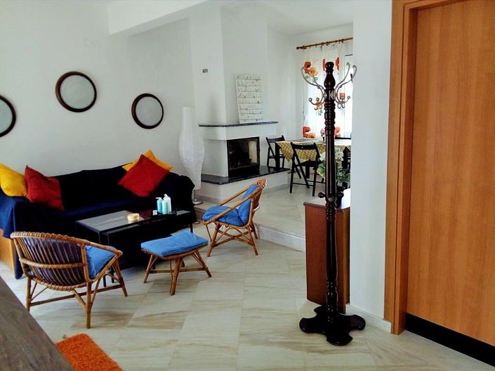 Image No.4-4 Bed Maisonette for sale