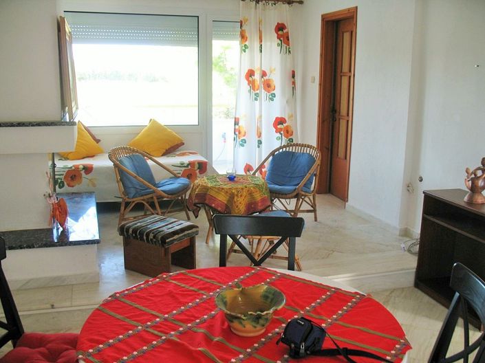 Image No.9-4 Bed Maisonette for sale