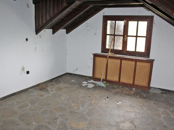 Image No.19-3 Bed Property for sale