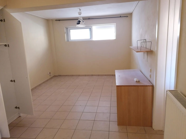 Image No.12-2 Bed Maisonette for sale